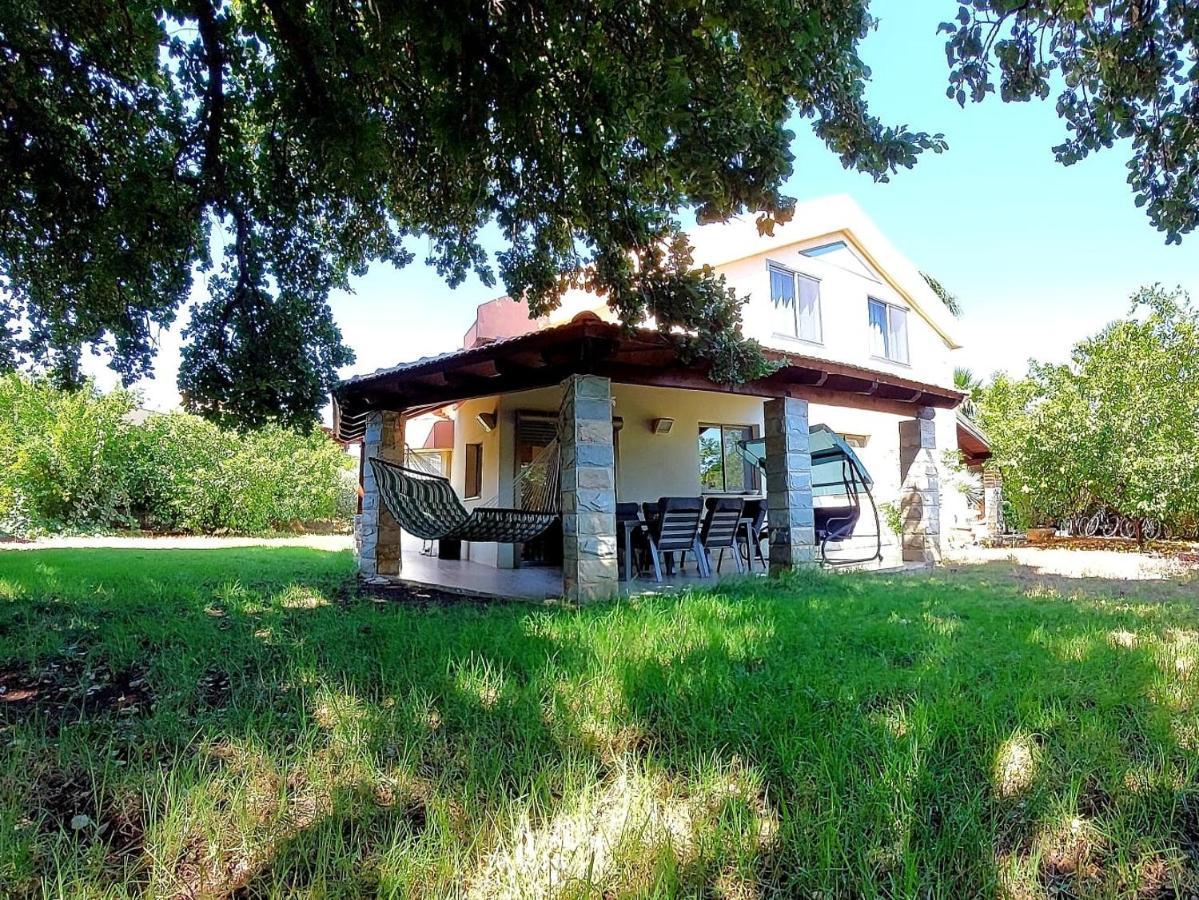 Huge & Private Villa In Kibbutz Дафна Екстериор снимка